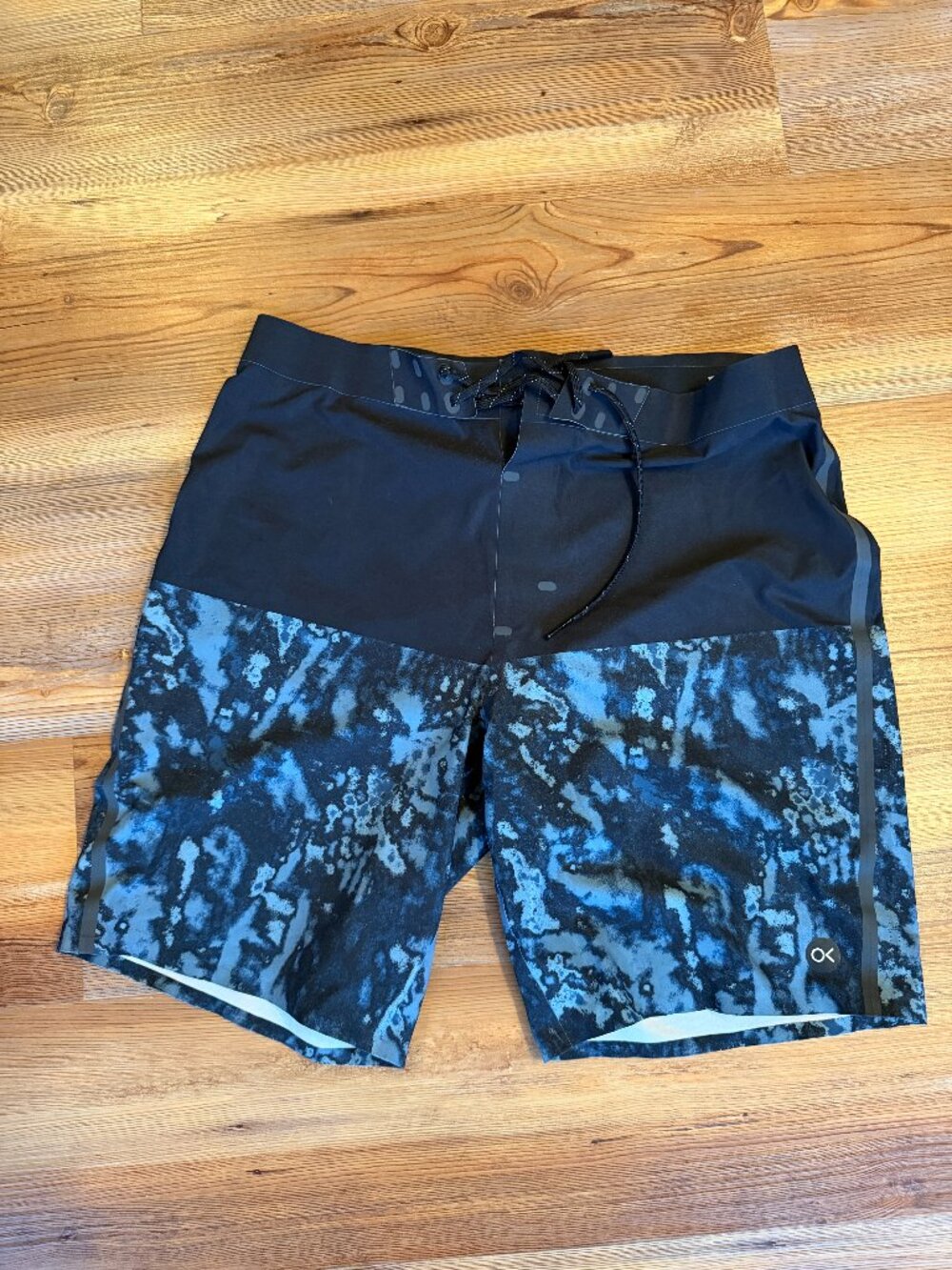 Outerknown Apex Trunk Board Shorts Mens 31 Blue Black Kelly Slater Drawstring